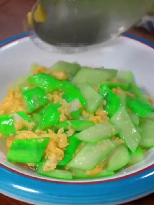 100道健脾养胃食谱(55100)丝瓜炒蛋 今天晚餐长这样