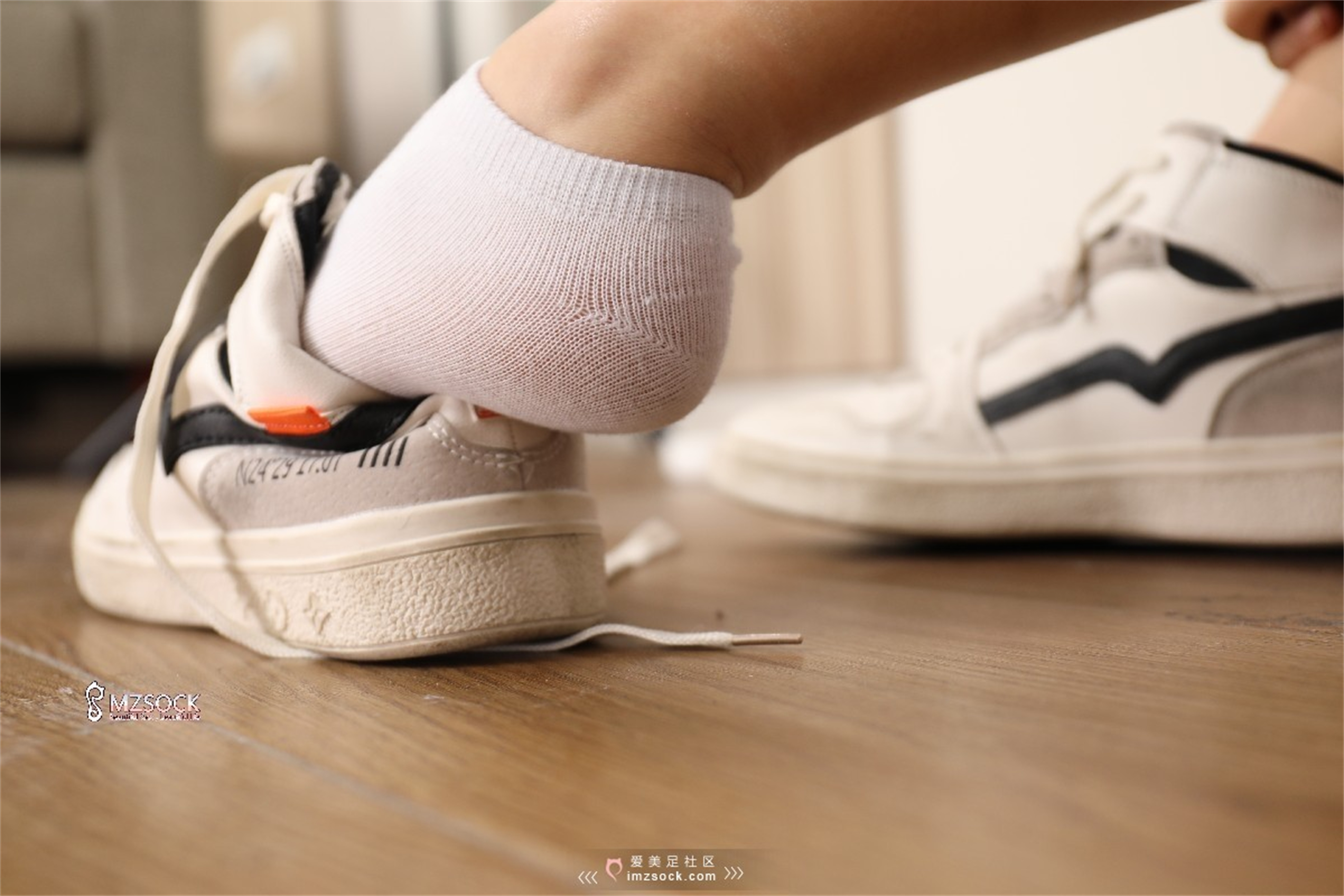 图片[14]-[MZSOCK]爱美足 NO.070 Ella![84P201M]-六色网