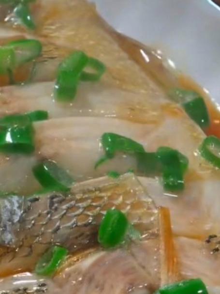 清蒸鲈鱼千万不要直接下锅蒸
