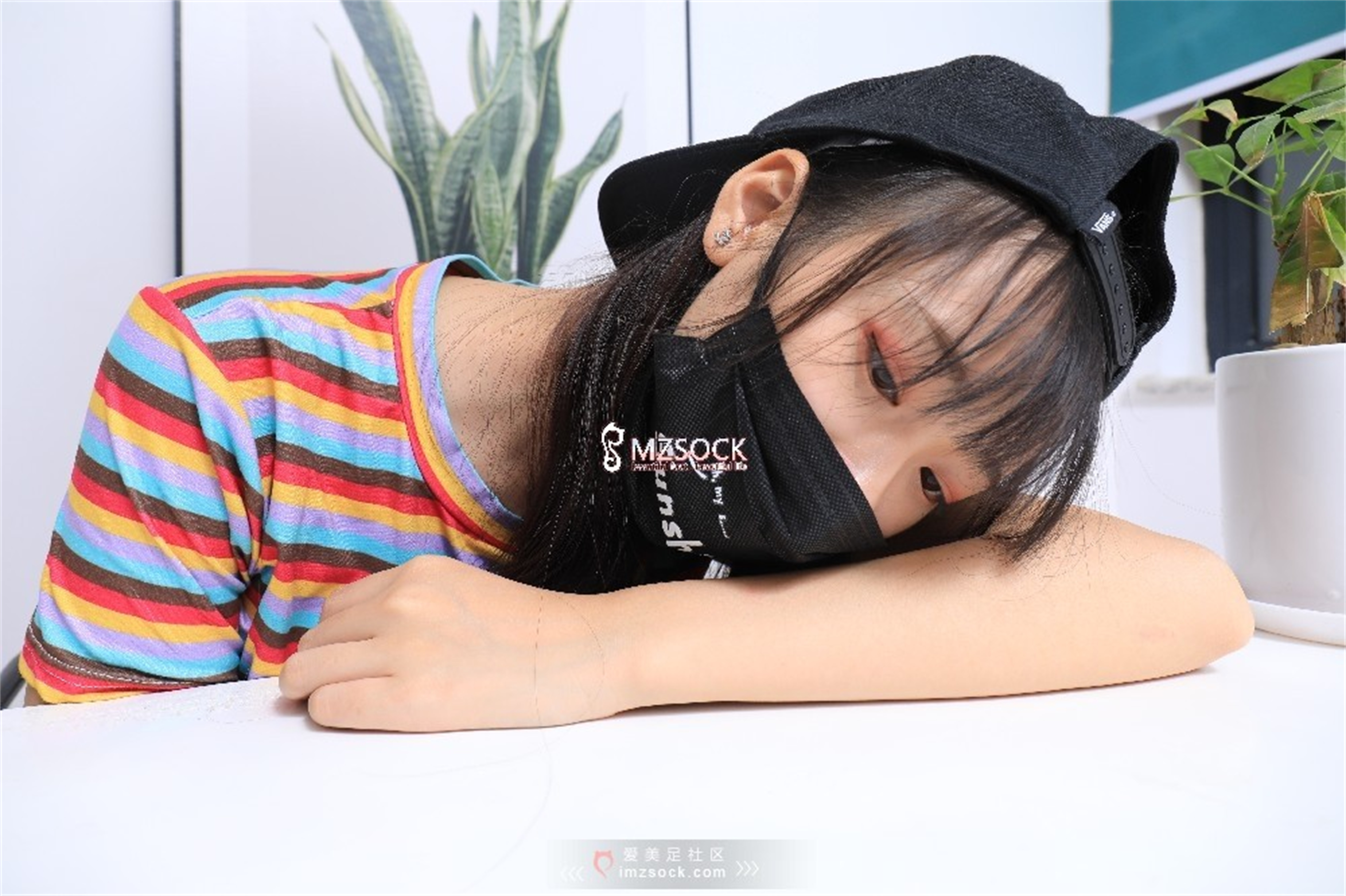 图片[68]-[MZSOCK]爱美足 NO.058 大长腿叮叮[91P258M]-六色网