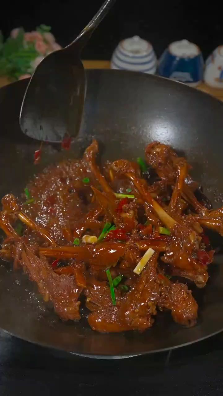 香辣鸭骨头做法