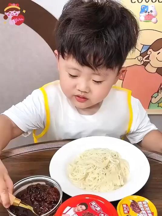 真材实料牛肉酱,肉含量超足,不齁咸不油腻