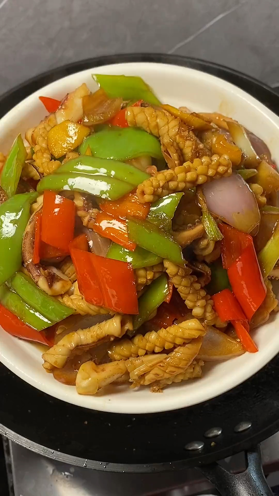 新鲜三去大鱿鱼,让您在整个夏天都能吃到海鲜的鲜甜