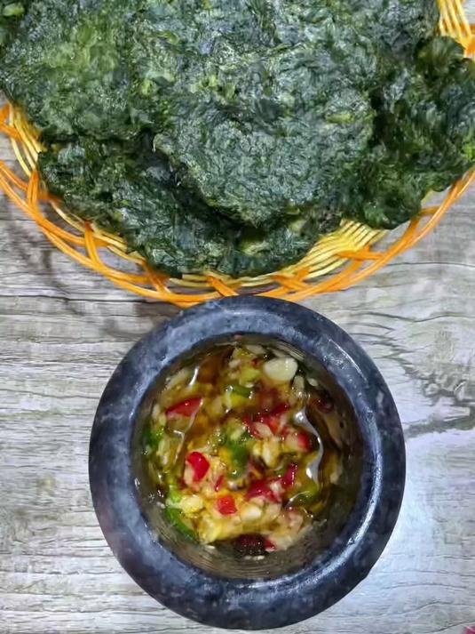 一口菜饼子,一个时代的烙印,珍惜幸福的生活
