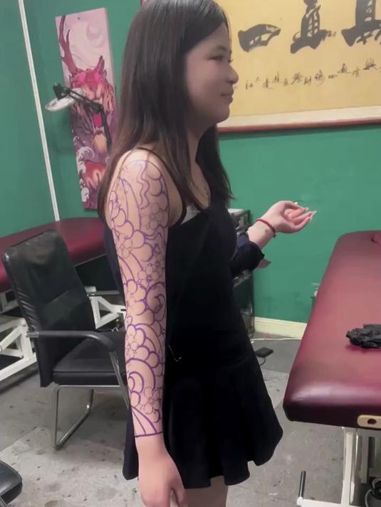 樱花臂小姐姐,线条准备开工