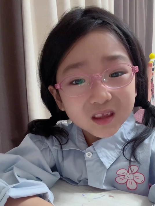 这个麦子……到底是啥时候成熟?这个公鸡……应该叫姐姐?哎呀,这个世界太疯狂了