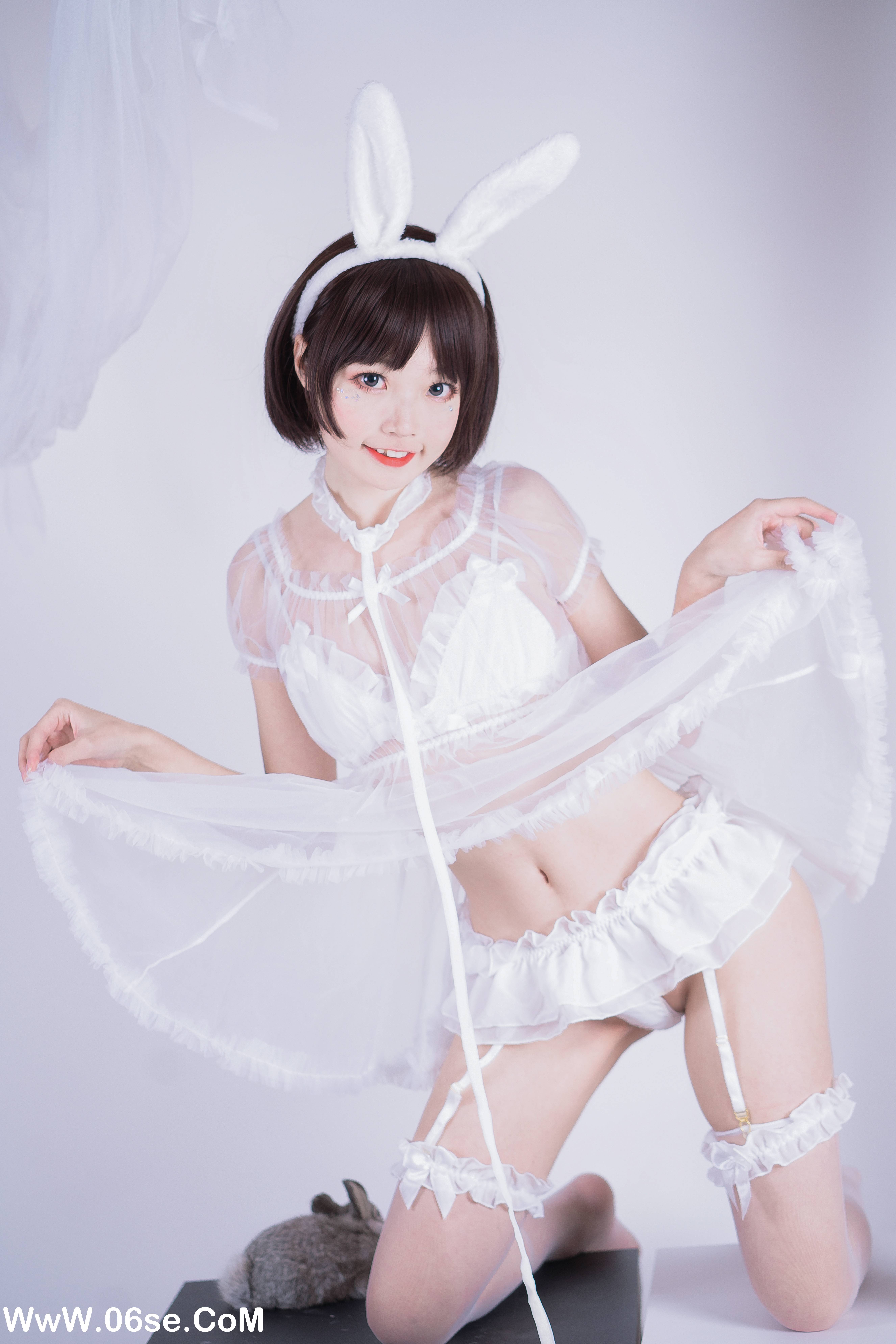 图片[19]-薄墨锦狐 NO.001 – 黑白兔子私房百合 [32P476M]-六色网