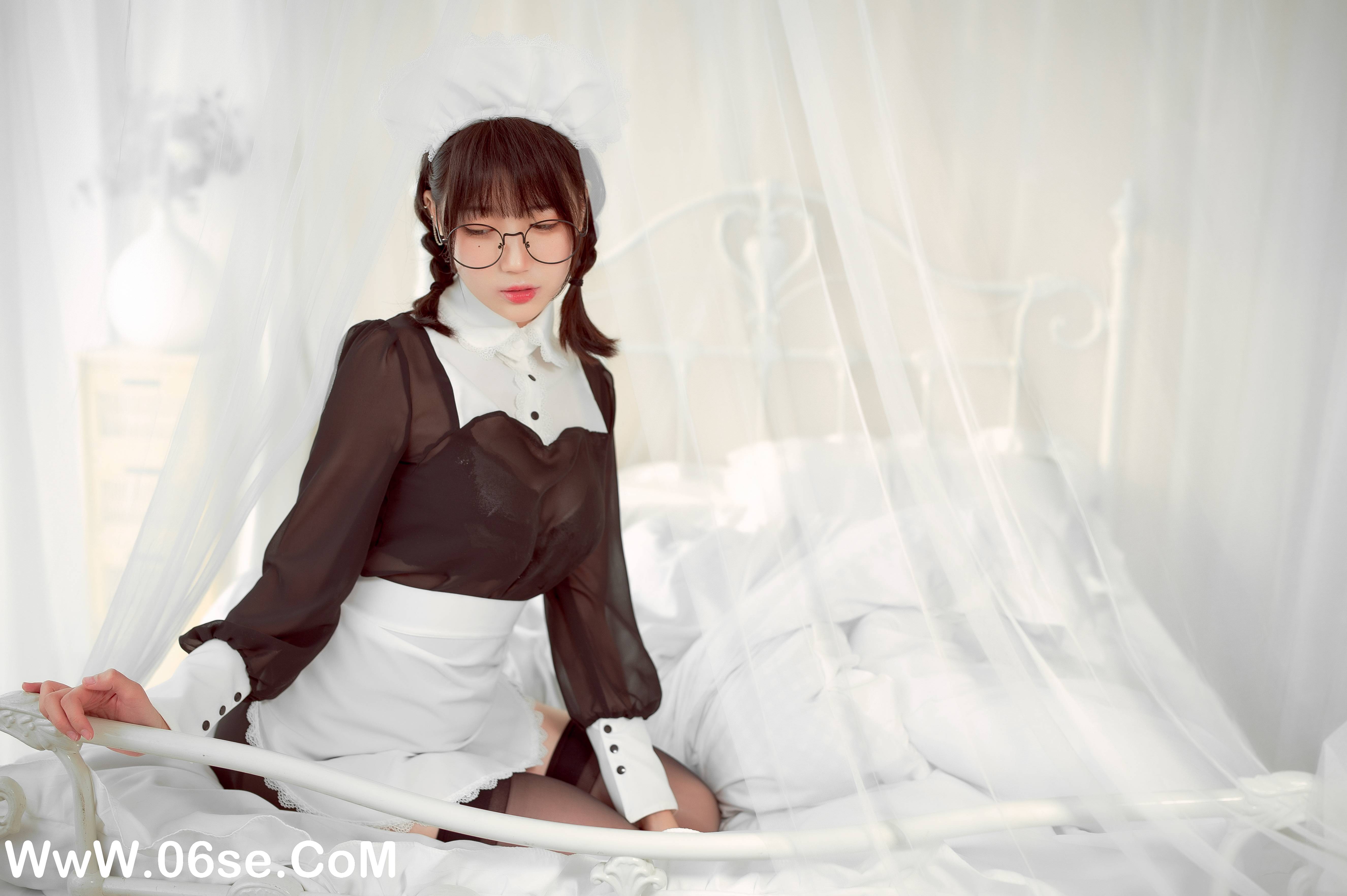 图片[11]-周叽是可爱兔兔 NO.033 – 眼镜女仆[36P+3V525M]-六色网