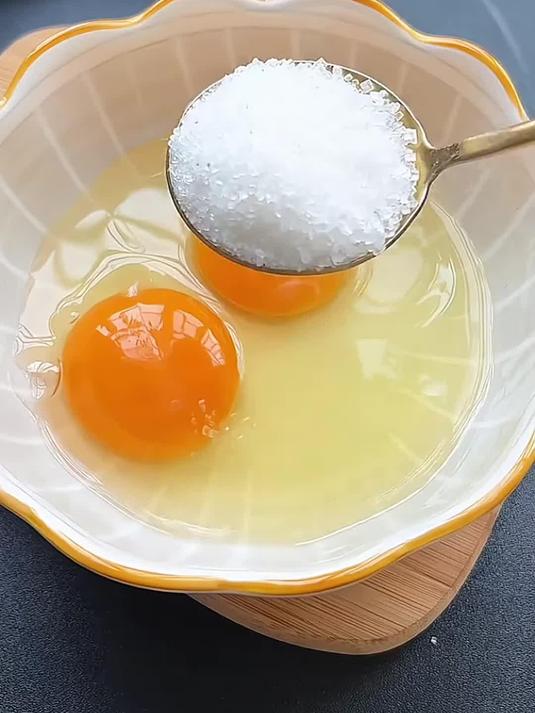 家里有鸡蛋就能做蛋挞 空气炸锅烤箱都能行 超美味