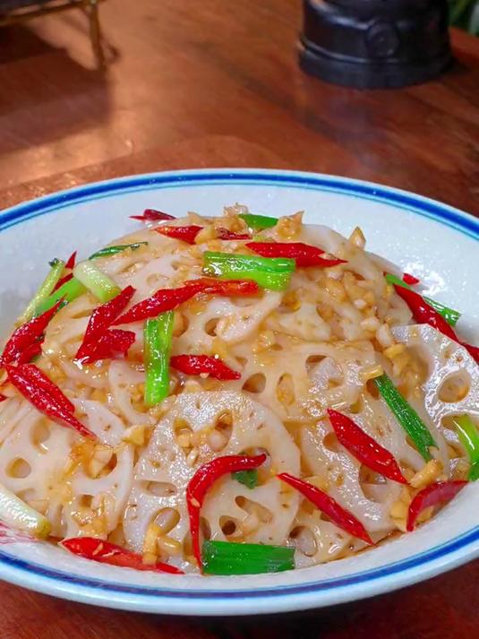 过年大鱼大肉吃腻了,试试这个凉拌藕片家常做法 凉拌菜