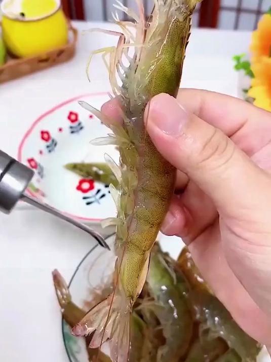 超爱老婆买的这些小工具！尤其是这把杀虾神器，简直是厨房必备！