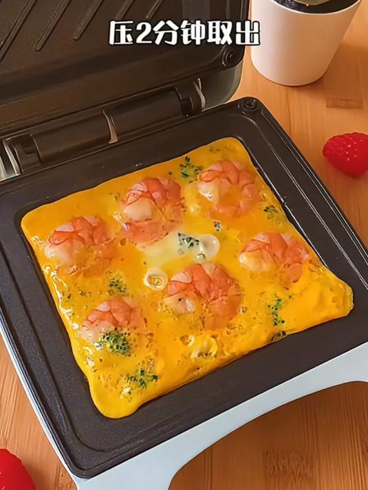 这款多功能早餐机,很适合上班族和学生党,方便又快捷!