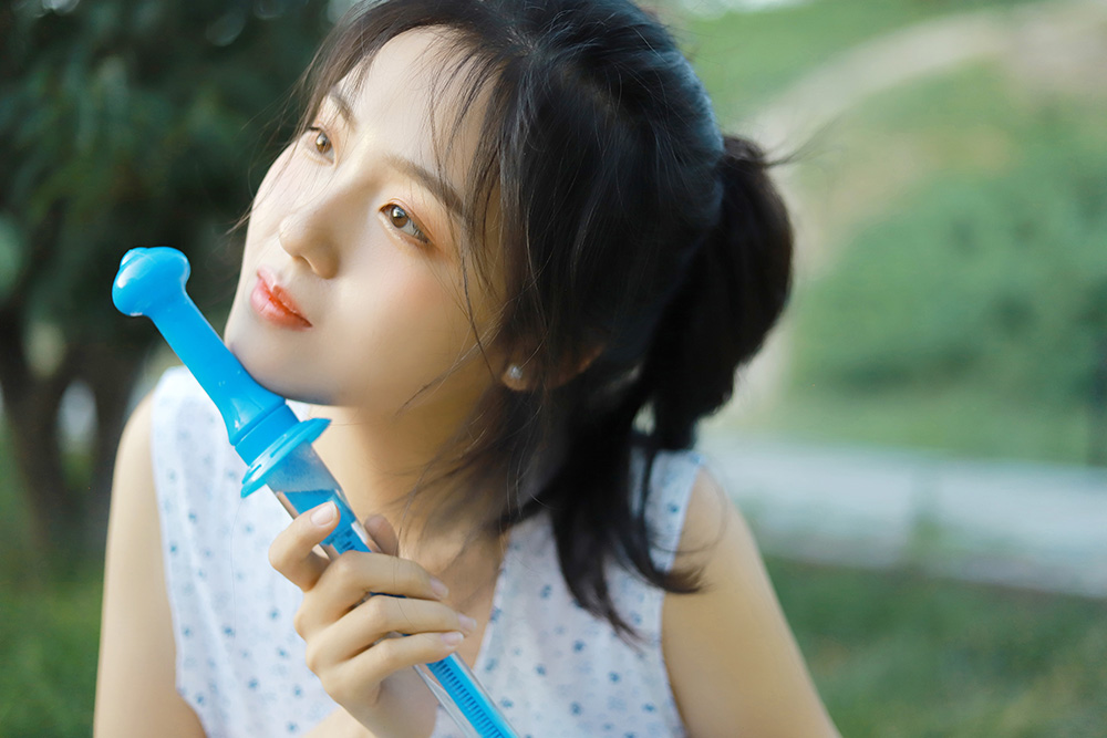 图片[7]-吹泡泡的女孩-六色网