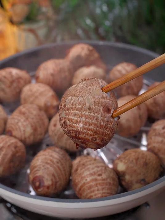 农家现挖芋头,新鲜无坏,炖肉很入味