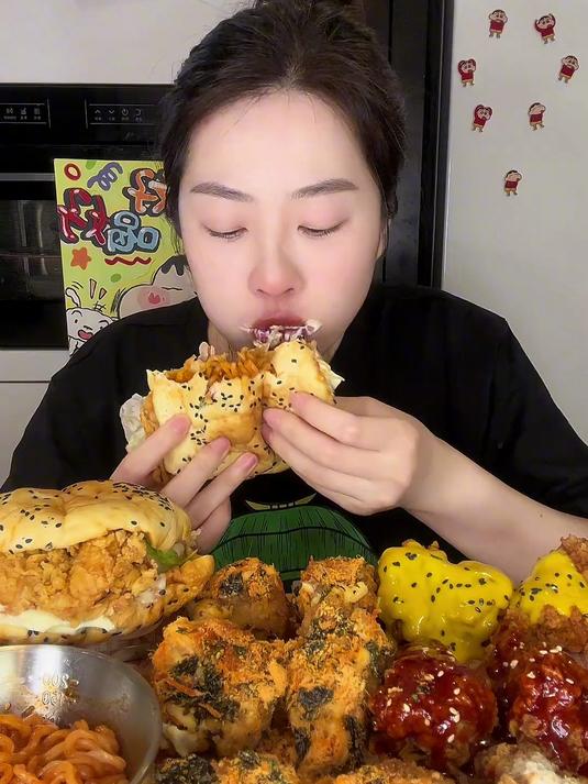 汉堡 四种口味炸鸡 火鸡面