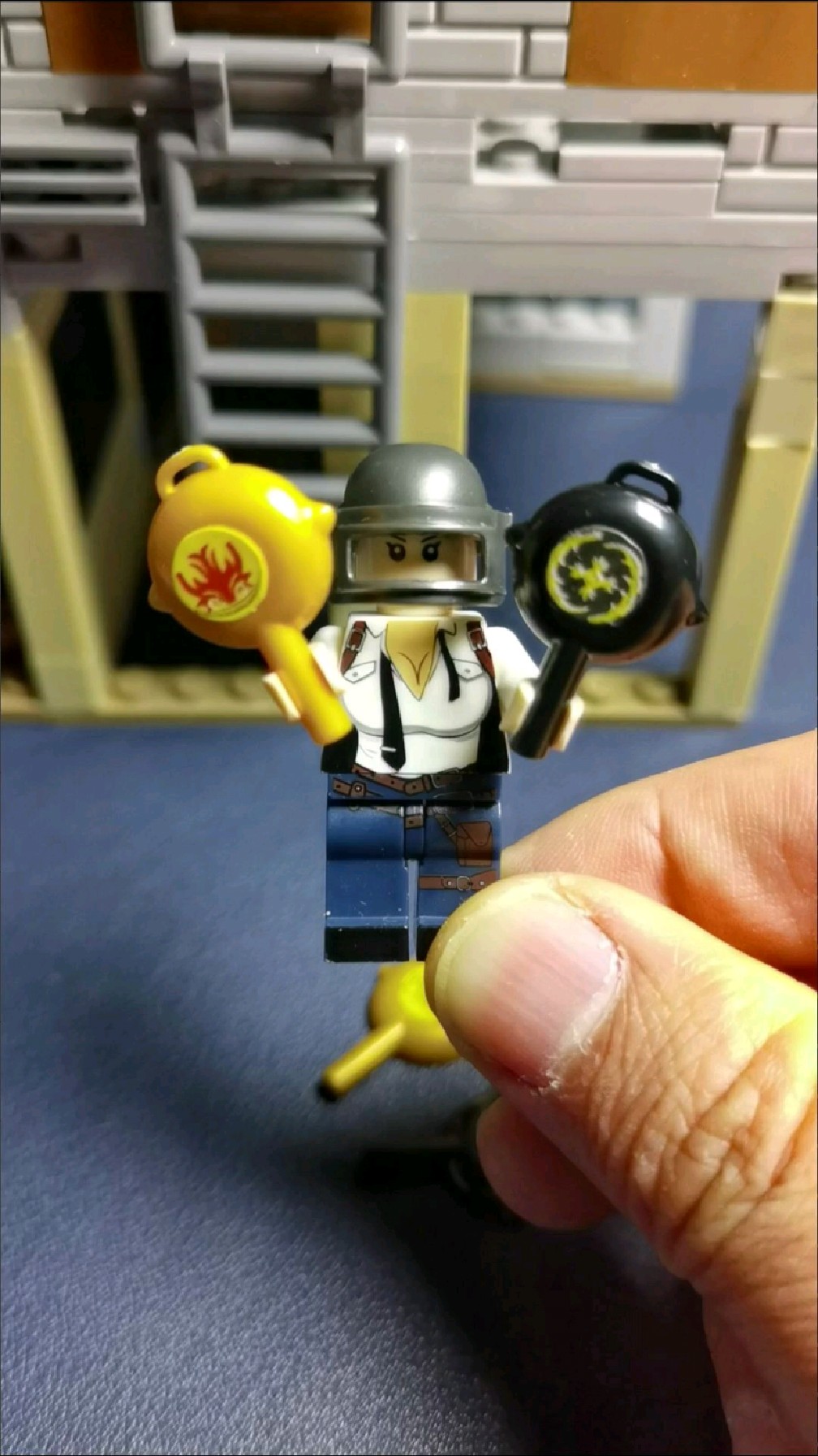 兼容乐高吃鸡精英积木人仔,运气太好,开到了平底锅大礼包!