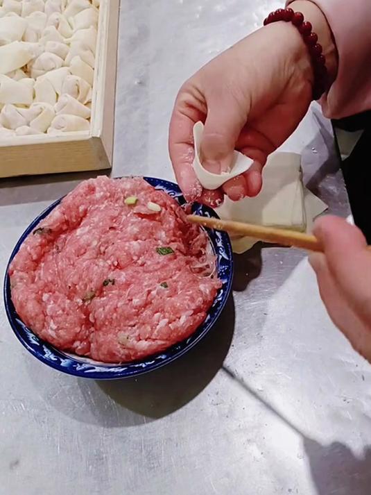 馄饨这样包好看又简单