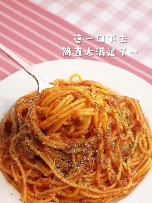 一碗暖胃又暖心的奶油蘑菇汤呀