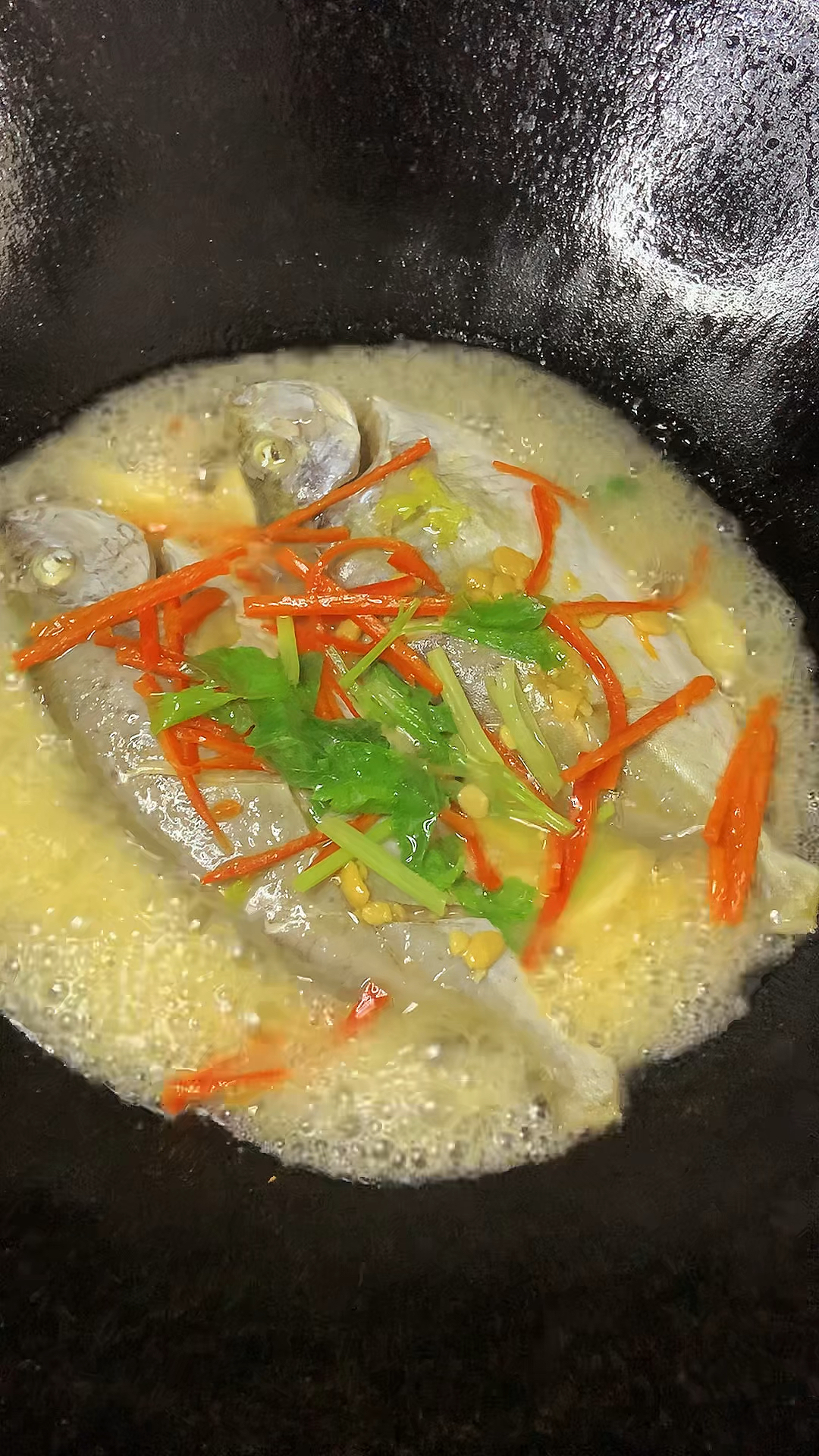 家常烧泥猛鱼,鱼肉细腻鲜嫩,美味又好吃