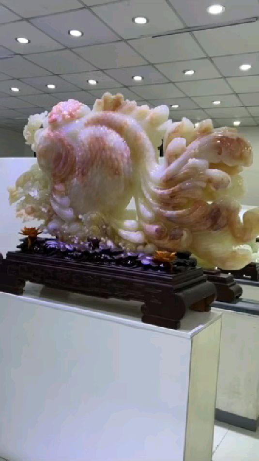 红花冰玉 福寿鱼摆件