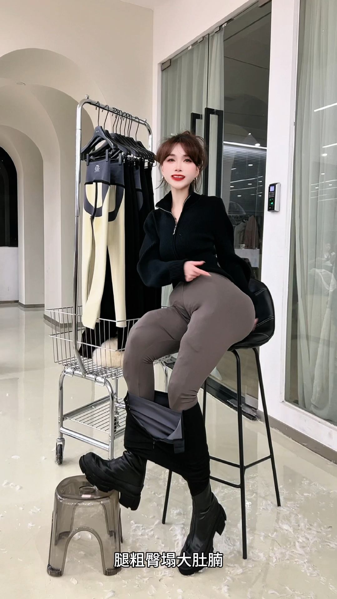 腿粗胯宽腰粗肚腩大的女生必备的一条收腹鲨鱼裤,加绒也收腹显瘦