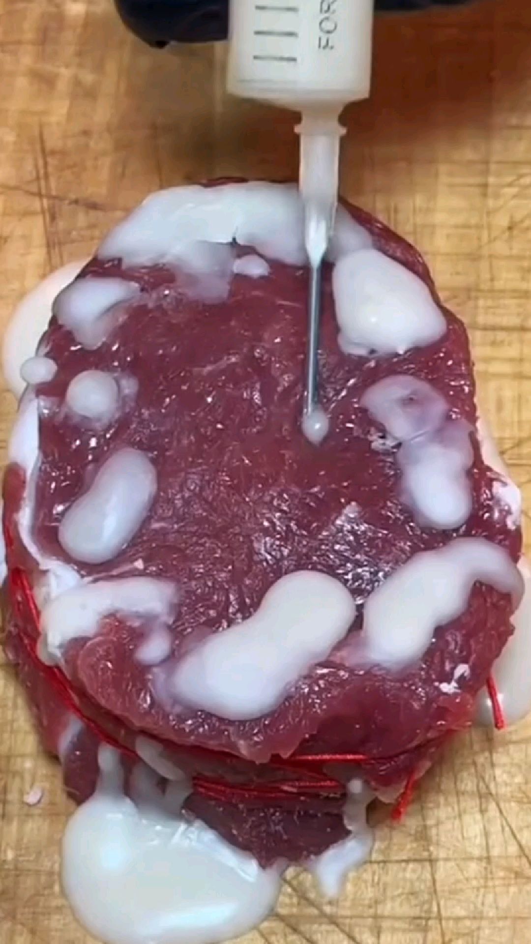 雪花牛肉是怎么做出来的呢