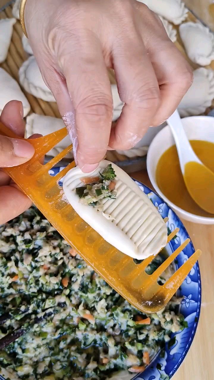 糖果形状的包子包法