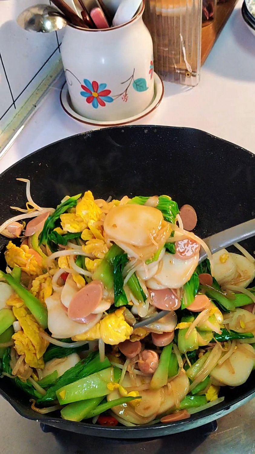 今日午餐: 炒年糕+泡椒肉丝 学做菜我是认真的