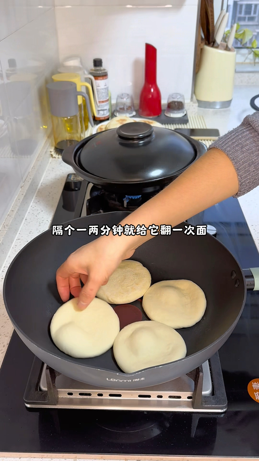 晚餐做了肉夹馍,自己在家做就是好吃