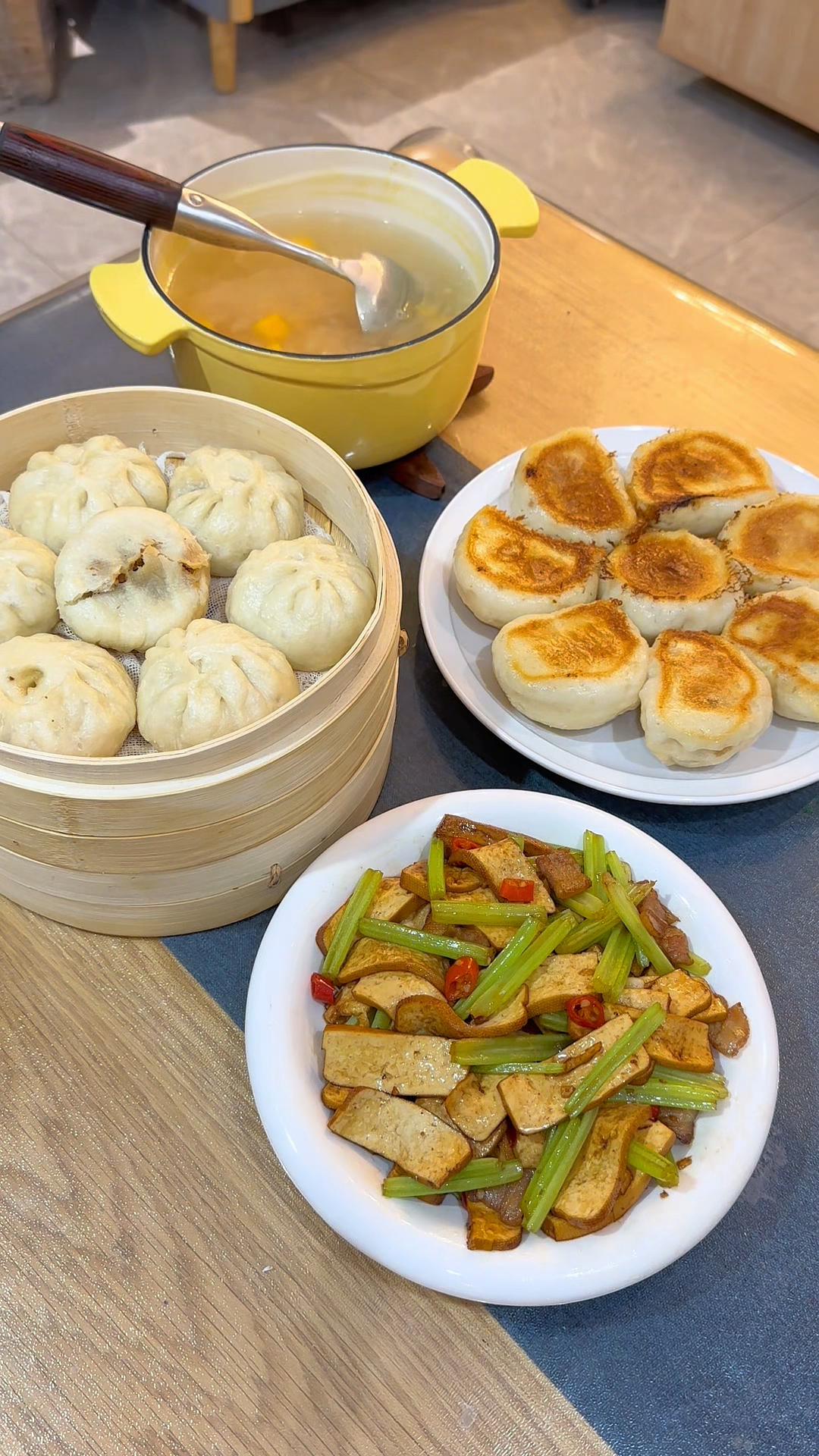 不用揉面的牛肉小笼包,做法超简单