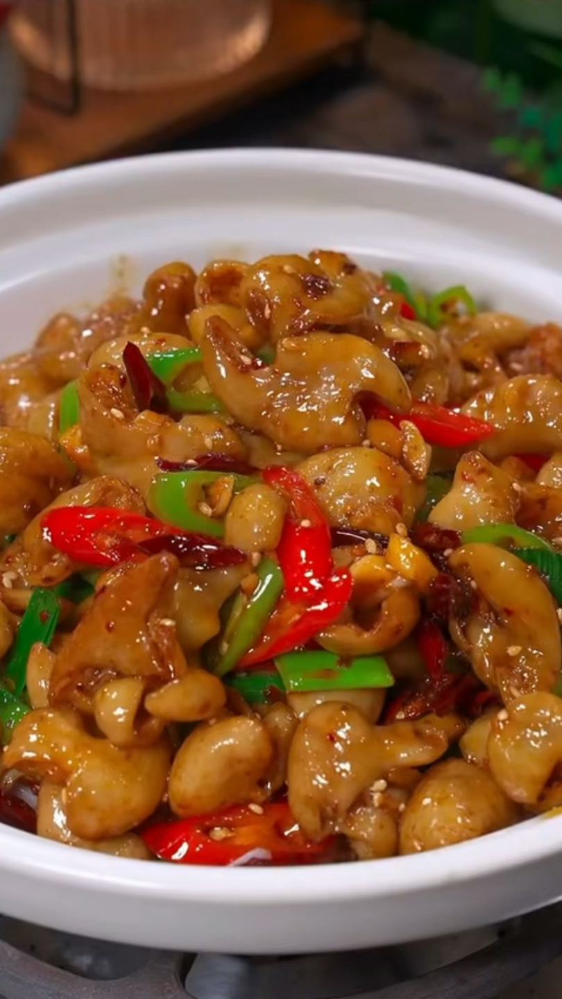 赵师傅教你在家做干锅肥肠和干锅鸡!