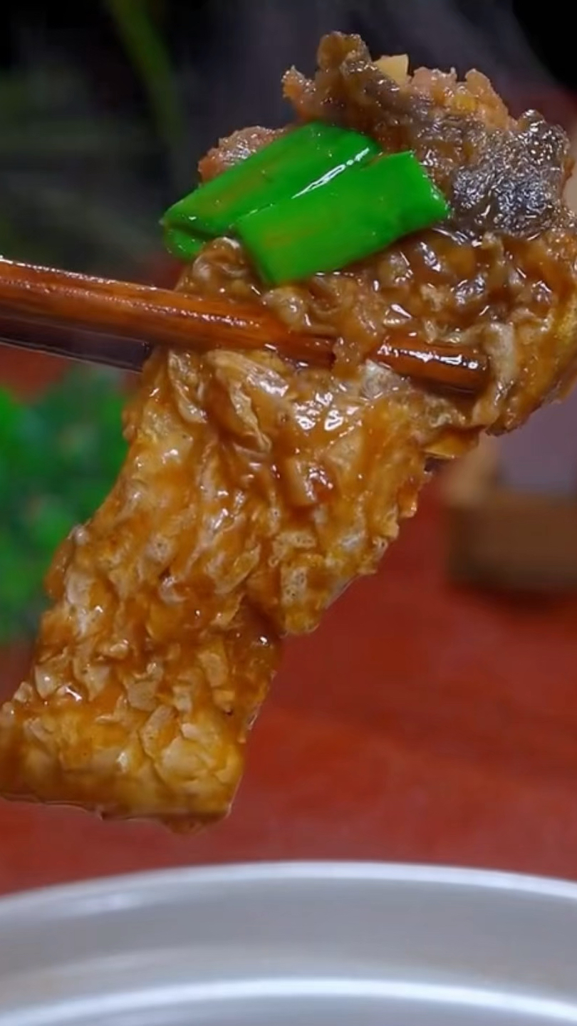 赵师傅教你在家做红烧鱼和肉沫豆腐!