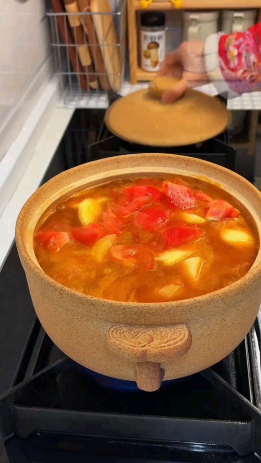 明后天就是平安夜圣诞节,给家人做一顿圣诞美食,比狂欢夜还潇洒