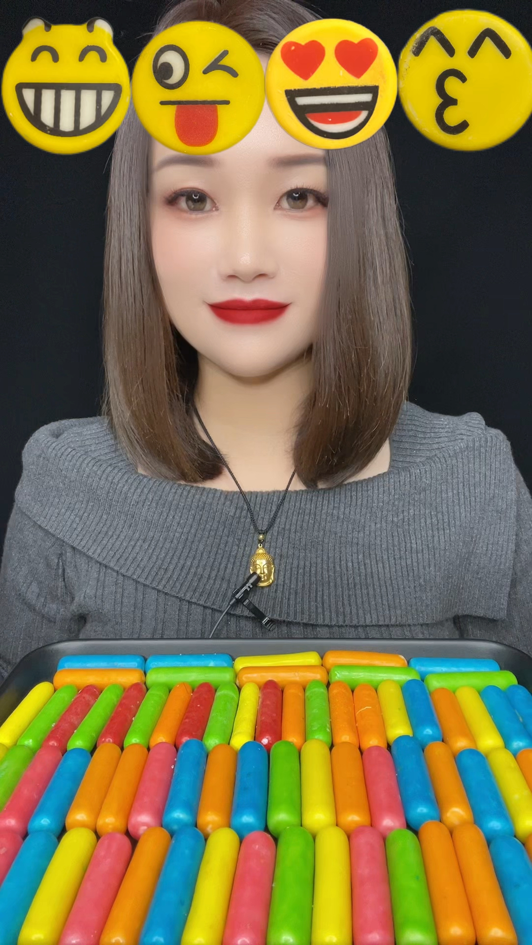 今天吃表情包巧克力