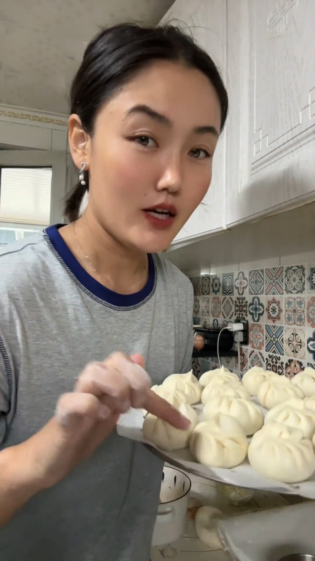 在家蒸包子馒头面食,用这个蒸笼纸不粘锅#蒸馒头#