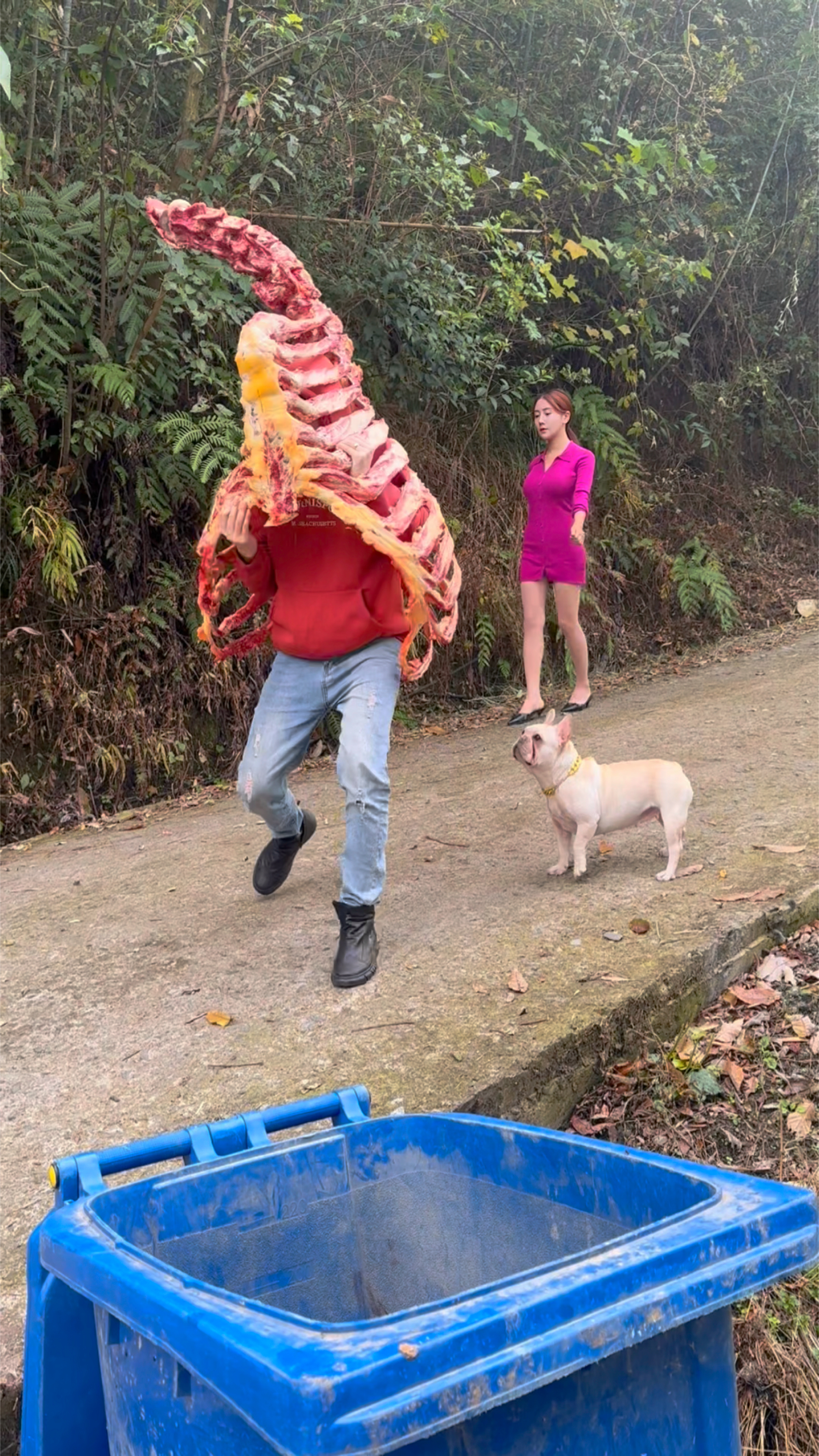 被嫌弃的牛骨架,做成辣卤牛骨,都说太好吃啦,麻辣入味,