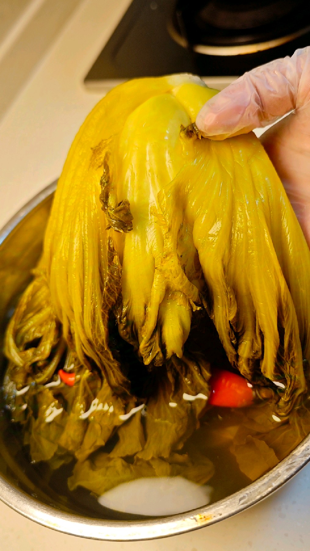 自制腌酸菜!烫30秒出锅放几天,色泽金黄!酸脆爽口。