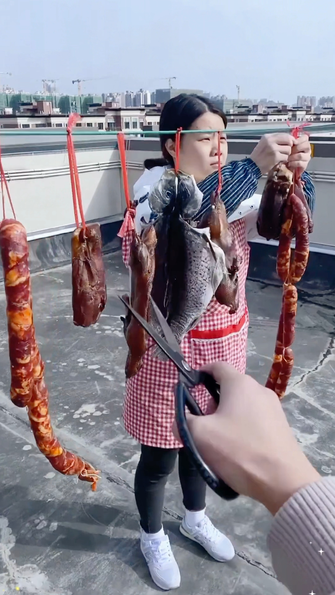 #腊鱼腊肉 ,有了这个挂肉防虫网袋,再也不怕苍蝇#晒腊肉