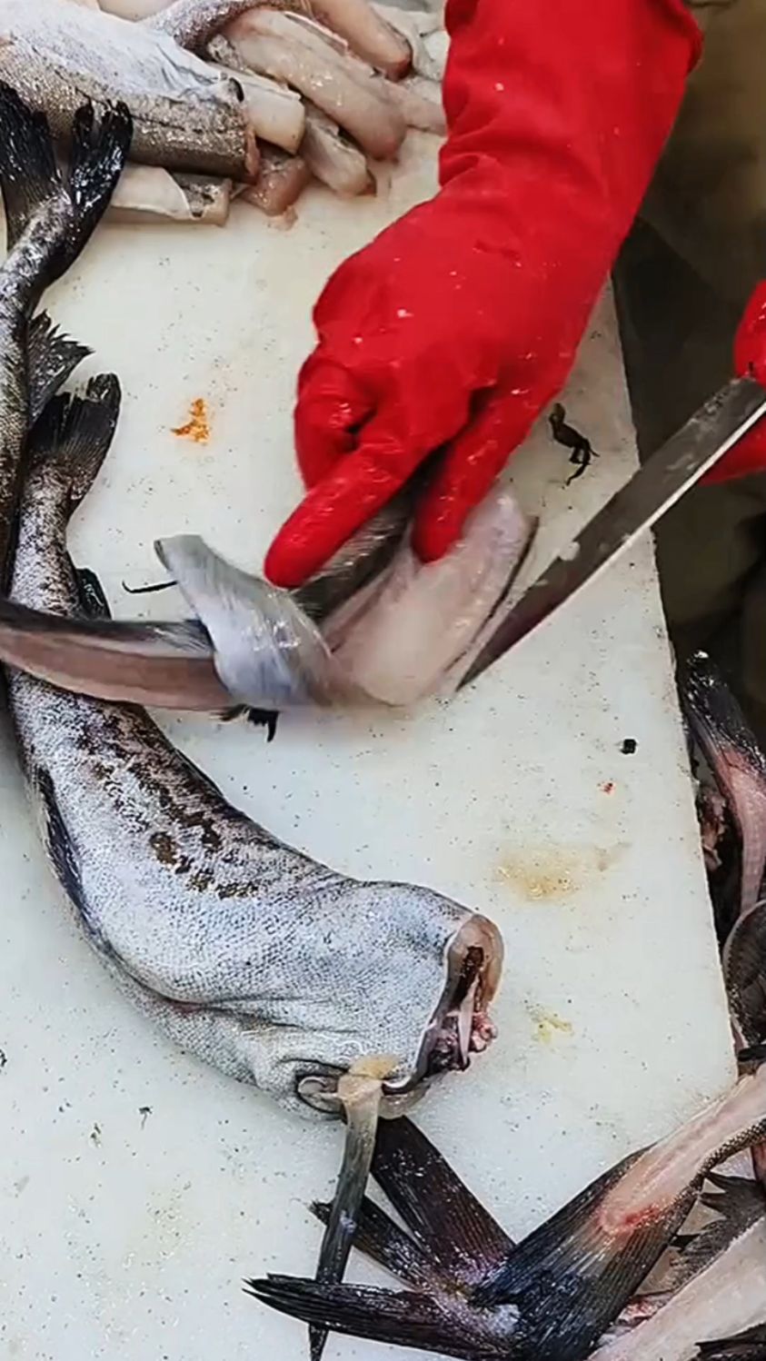 快速处理鳕鱼的做法。