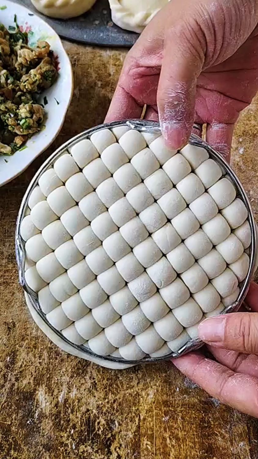 花样特色面食的做法。