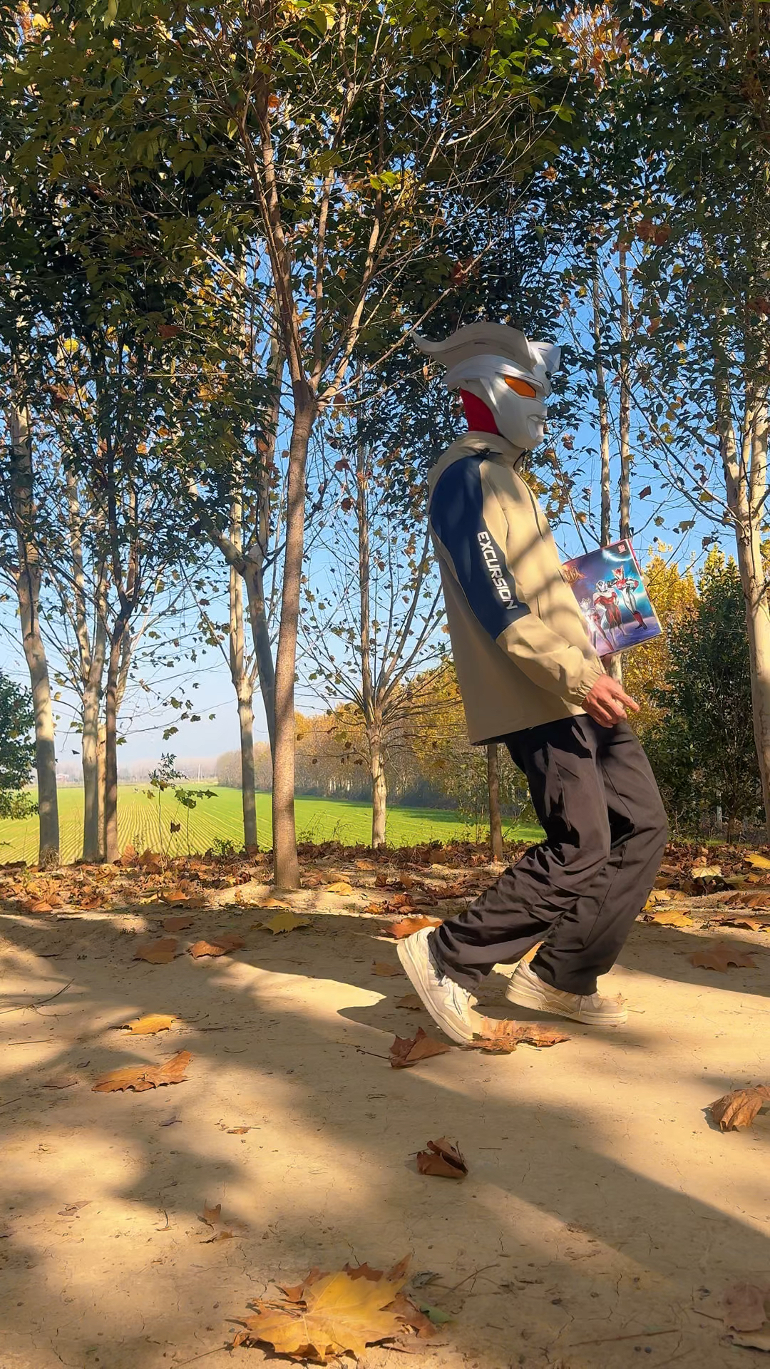 呦!这是谁家的小可爱在看我们啊