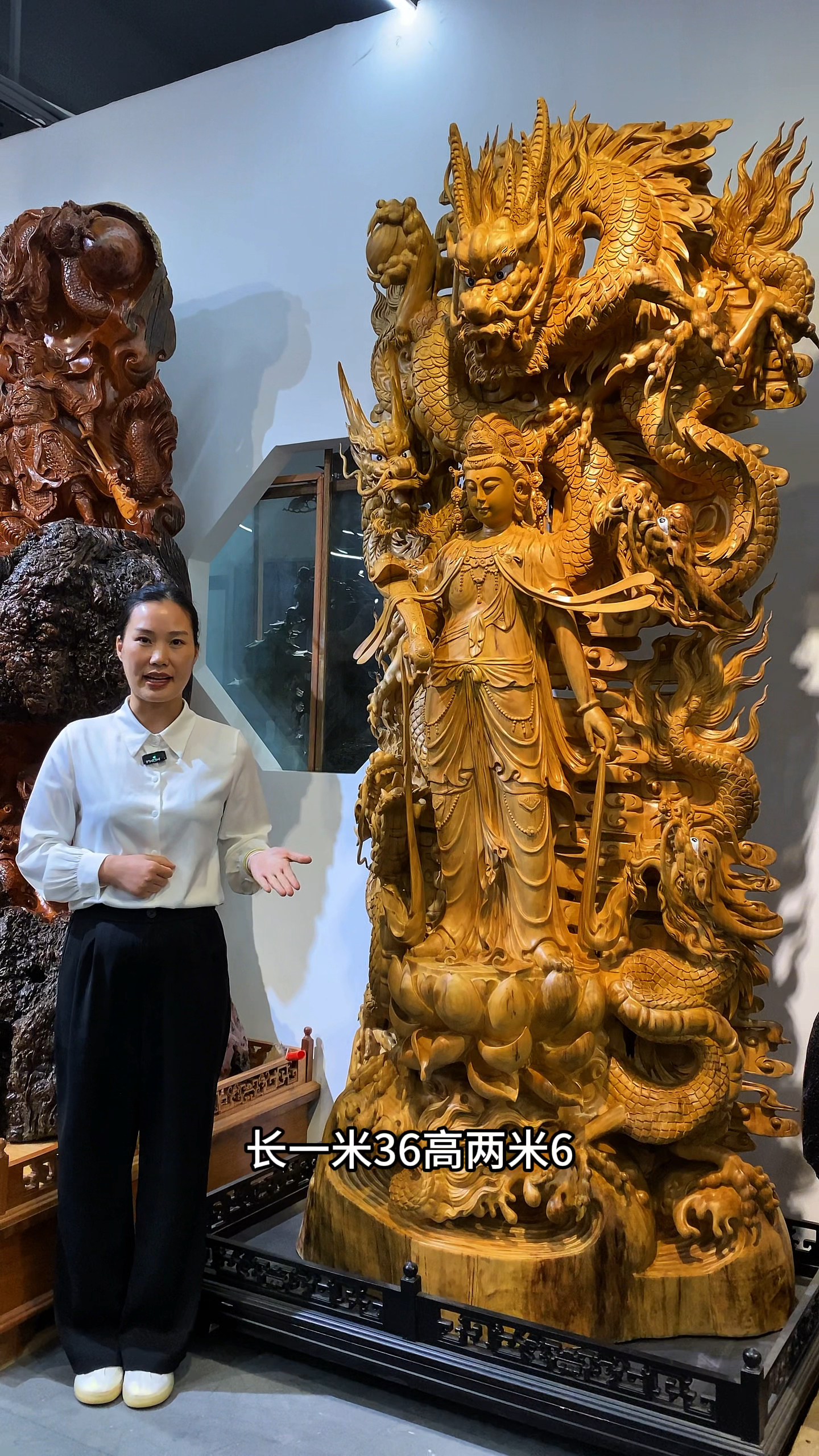 自然瑰宝木雕摆件点亮空间