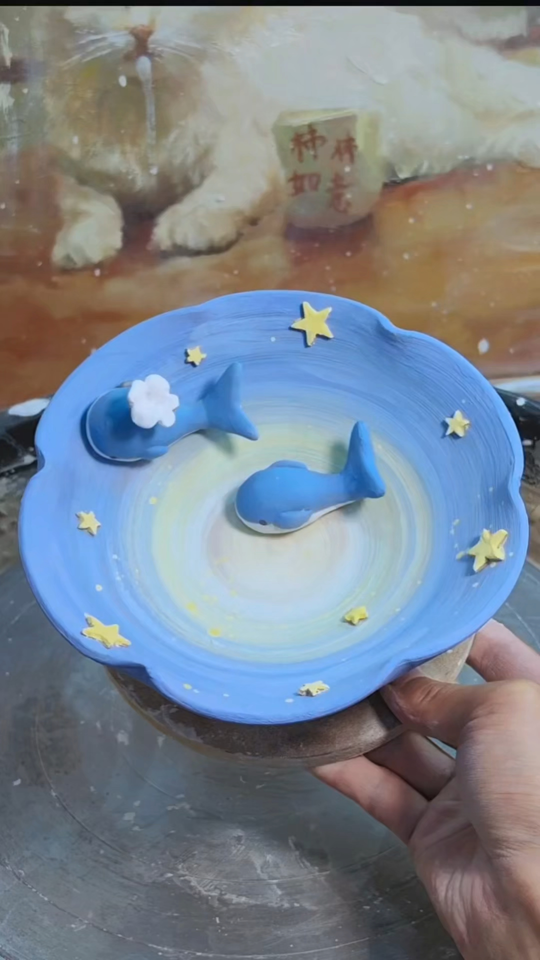 陶艺魔法!打造独一无二的鲸鱼遨游星空盘