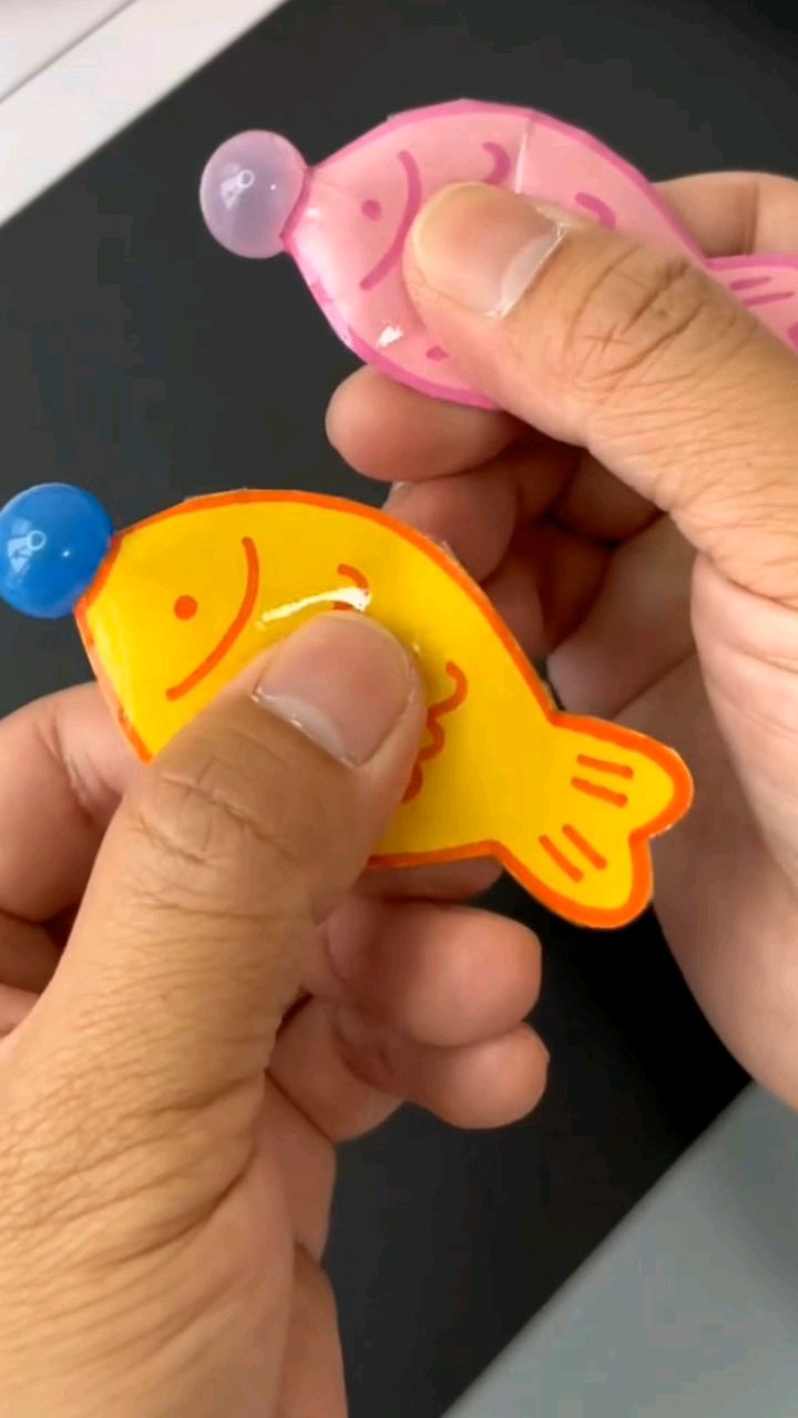 会吐泡泡的小金鱼你学会了吗