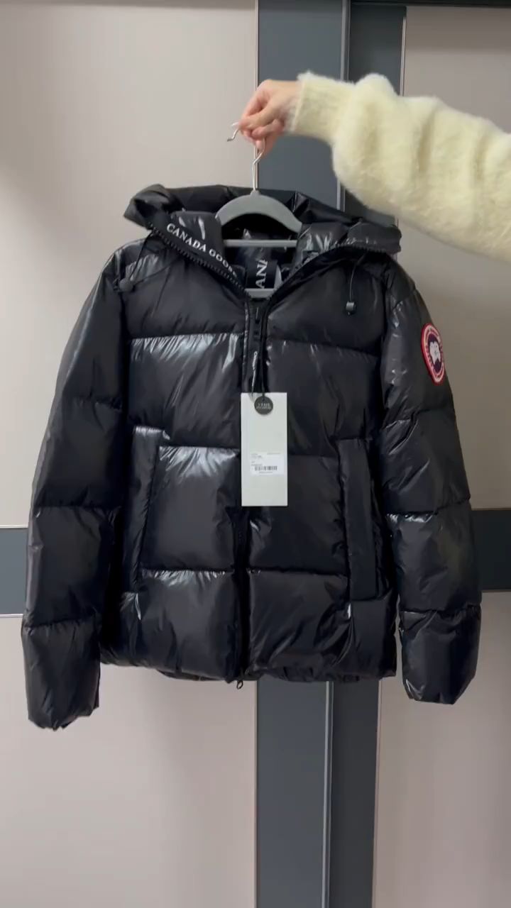 大鹅24新款男士羽绒服