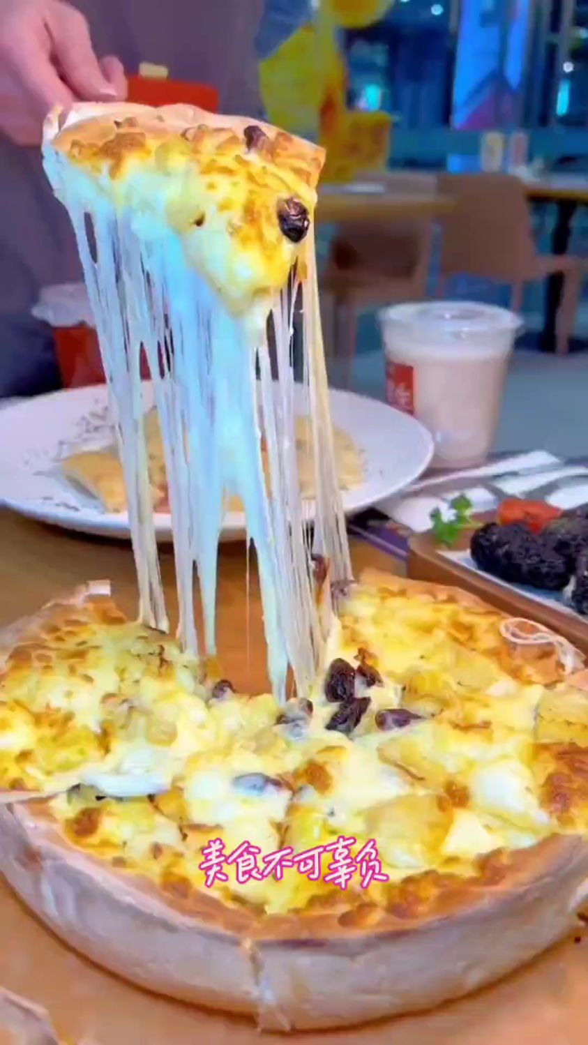 爱与美食不可辜负,自己在家做披萨