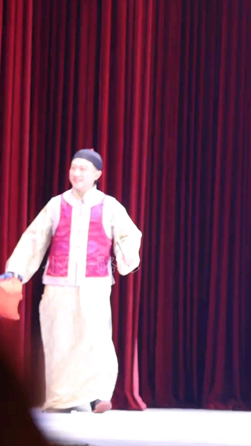 刘子和上台亮相!张鹤擎首次曲艺剧《杨乃武与小白菜》