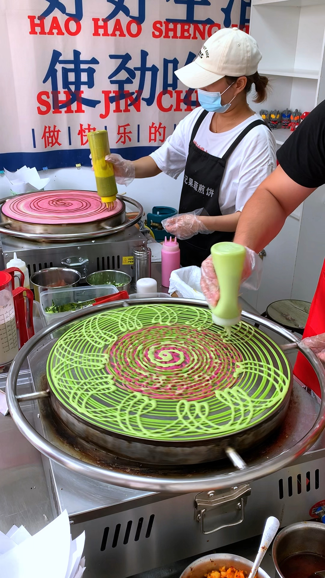 煎饼也能玩出新花样,既然还能这样玩?快来围观我手艺人!