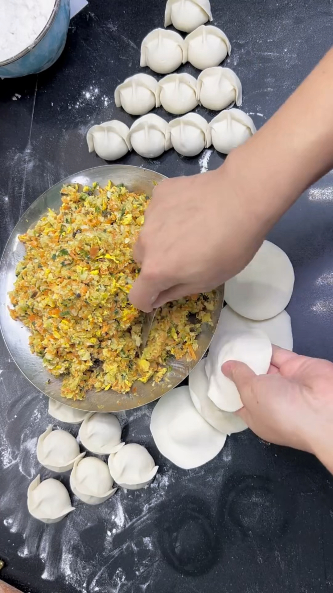 过年包饺子备上这个小工具特别好用。