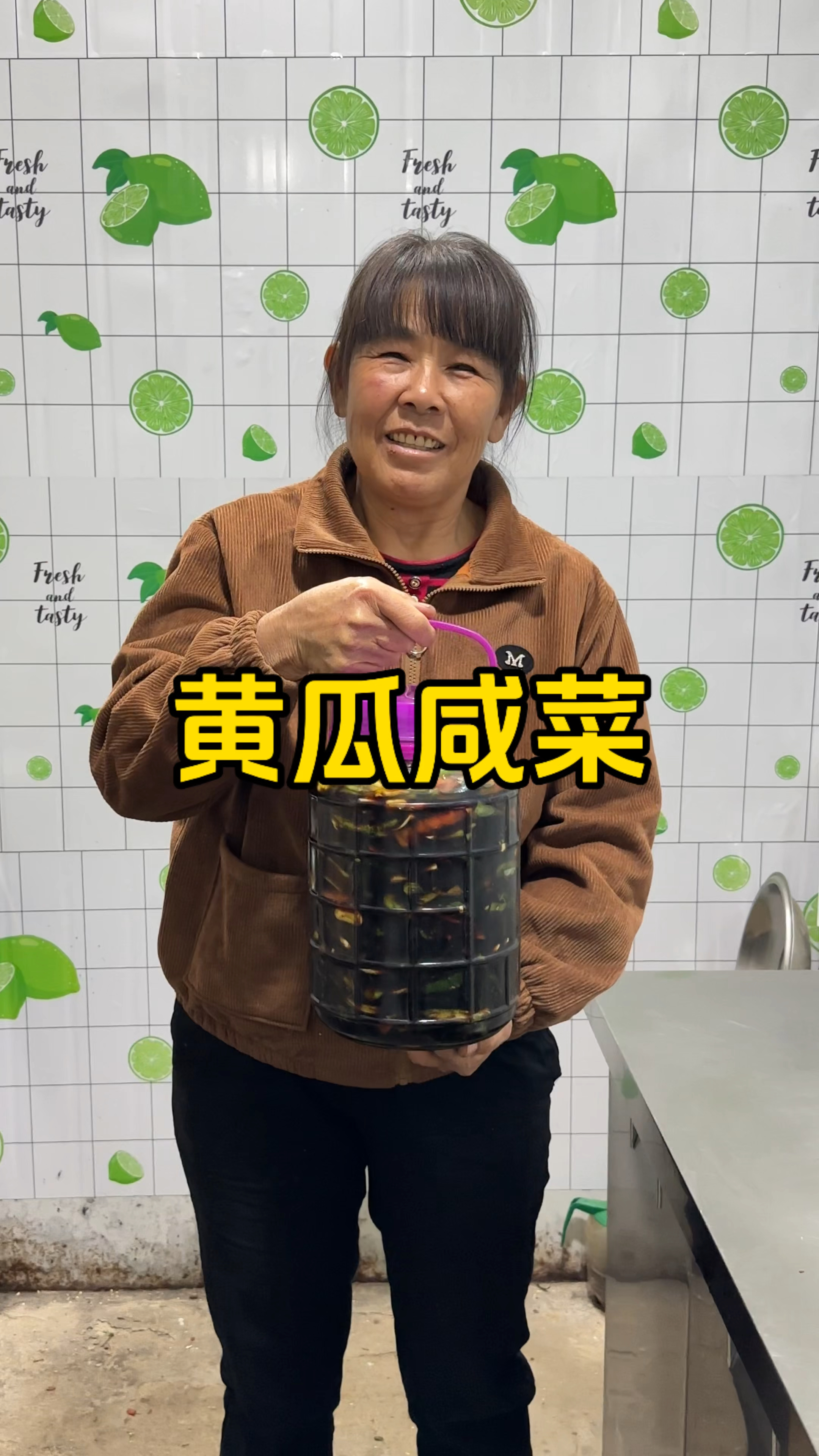 这样做的腌黄瓜你们吃过吗?脆嫩爽口,耐储存,又下饭~